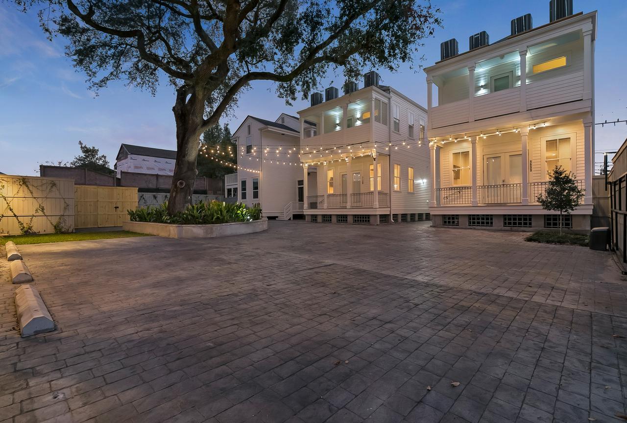 Modern 2Br On Carondelet By Hosteeva Apartment New Orleans Exterior photo