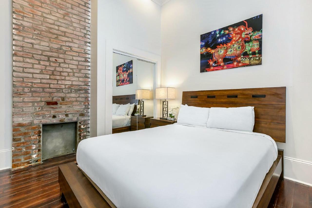 Modern 2Br On Carondelet By Hosteeva Apartment New Orleans Exterior photo