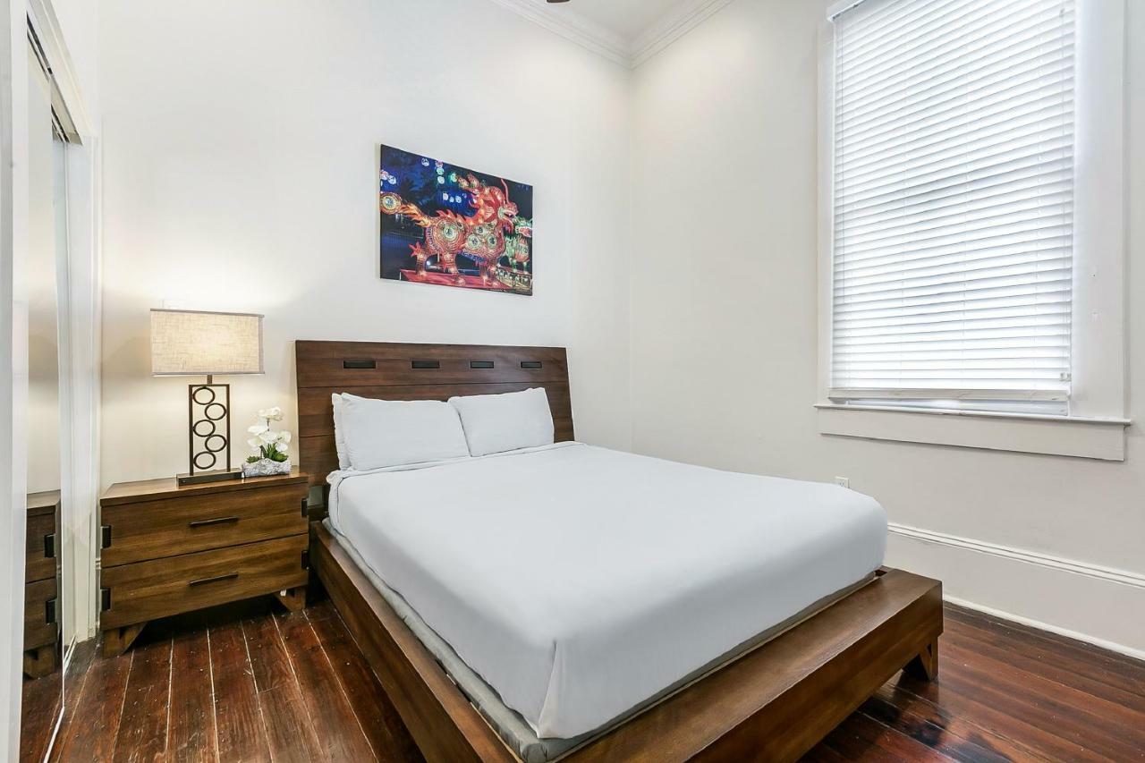 Modern 2Br On Carondelet By Hosteeva Apartment New Orleans Exterior photo